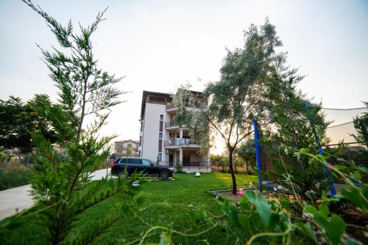 Breeze Villa Mamaia Nord Нэводари Экстерьер фото