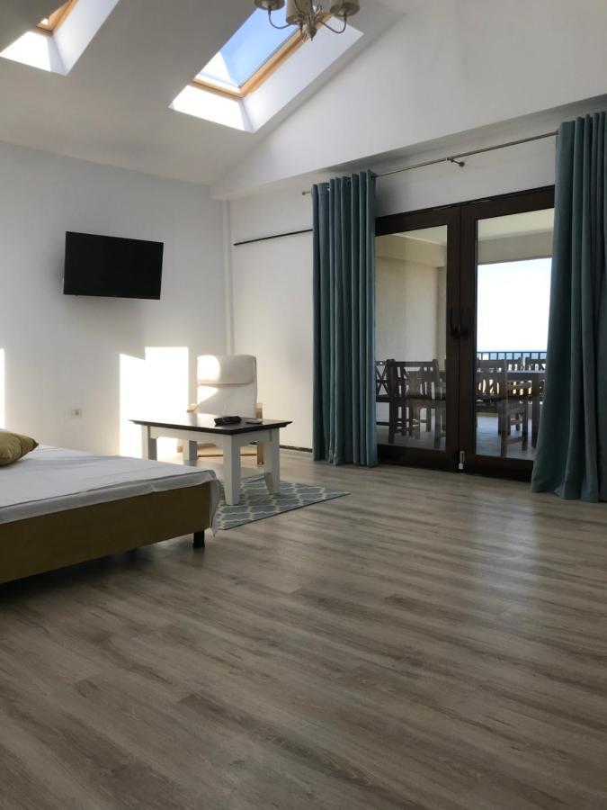 Breeze Villa Mamaia Nord Нэводари Экстерьер фото